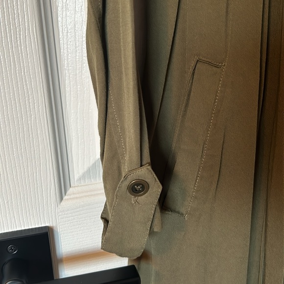 Forever 21 Trench - Picture 4 of 7